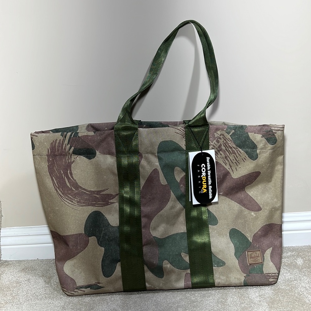 Herschel tote